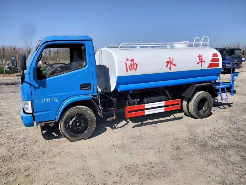 洒水车，园林绿化洒水车，工程工地洒水车，上牌洒水车