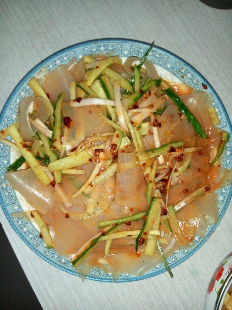 绿豆粉皮，地方特产，一件25包，10件起批。