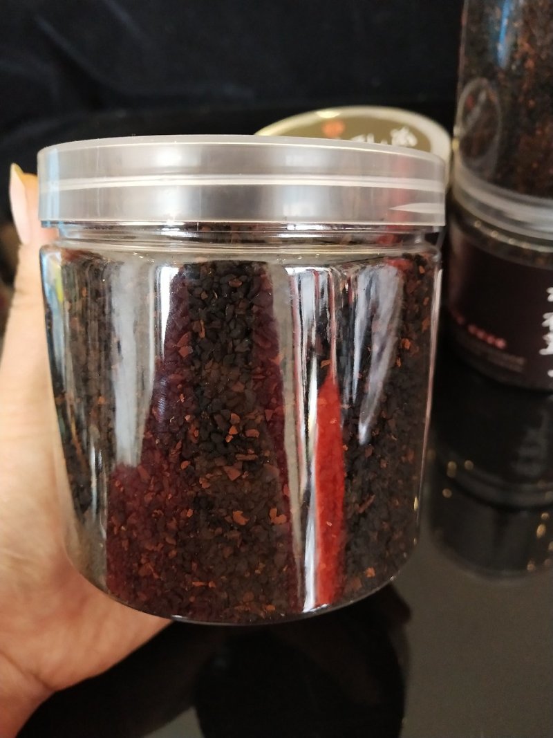 桦树茸颗粒，桦树茸黑晶，一瓶250克，