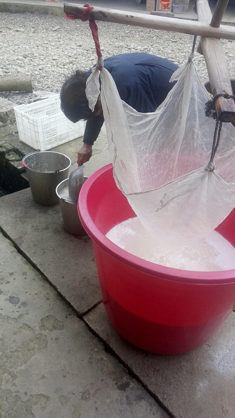 手工制野生葛根粉，放心的食品，营养价值高，可提供一件代发