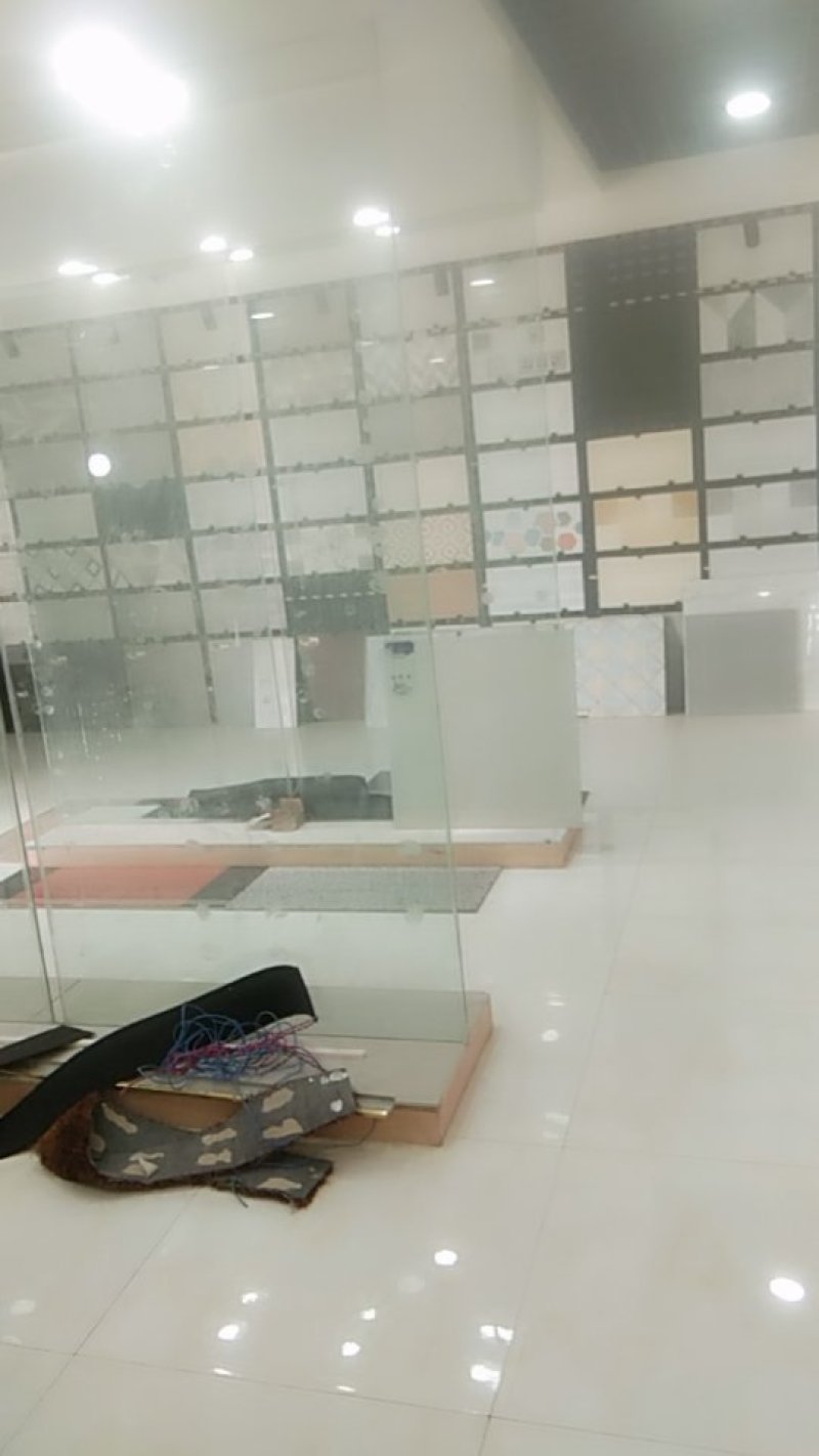 80地板砖