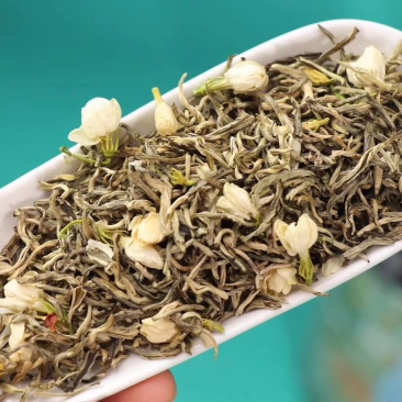 茉莉花茶～淡淡的香味～