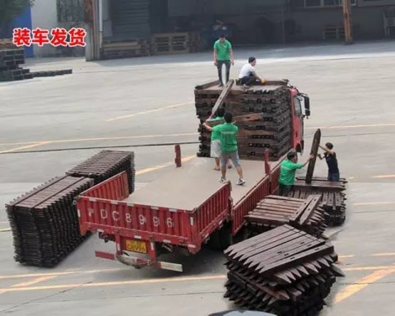 木质木栅栏防腐木栅栏碳化木栅栏庭院围栏花园栅栏户外围栏