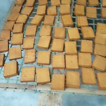 映秀豆腐干