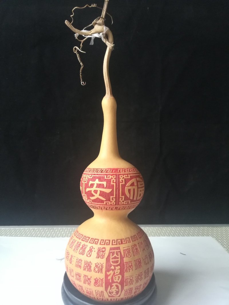 机器雕刻机的25公分左右的葫芦。