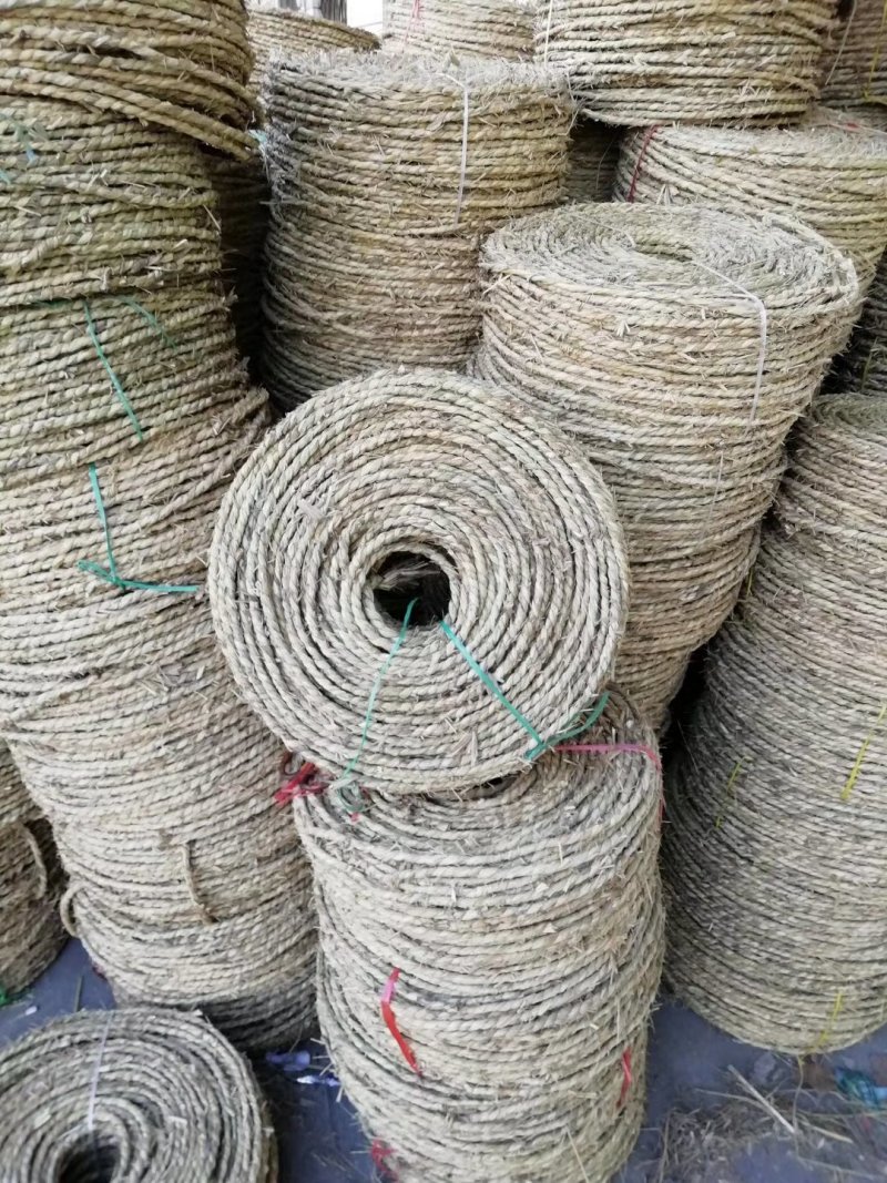 供应各种草绳、草皮