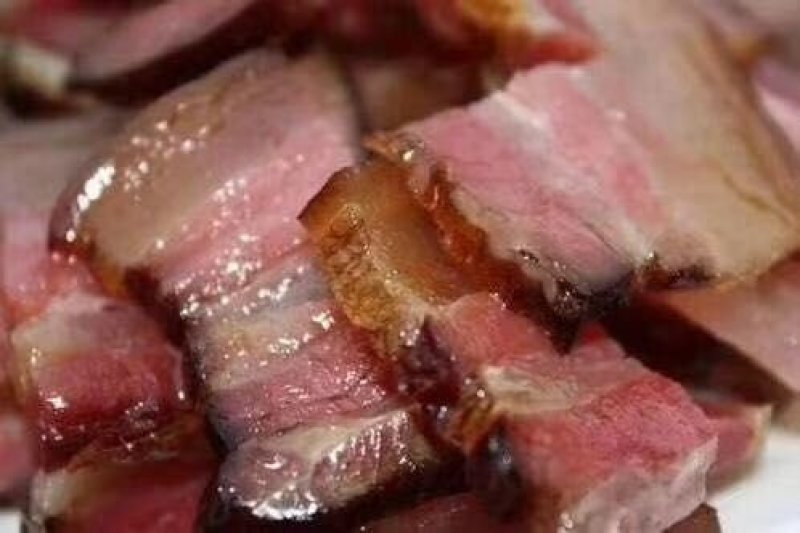 羌族山里烟熏老腊肉，长期供应