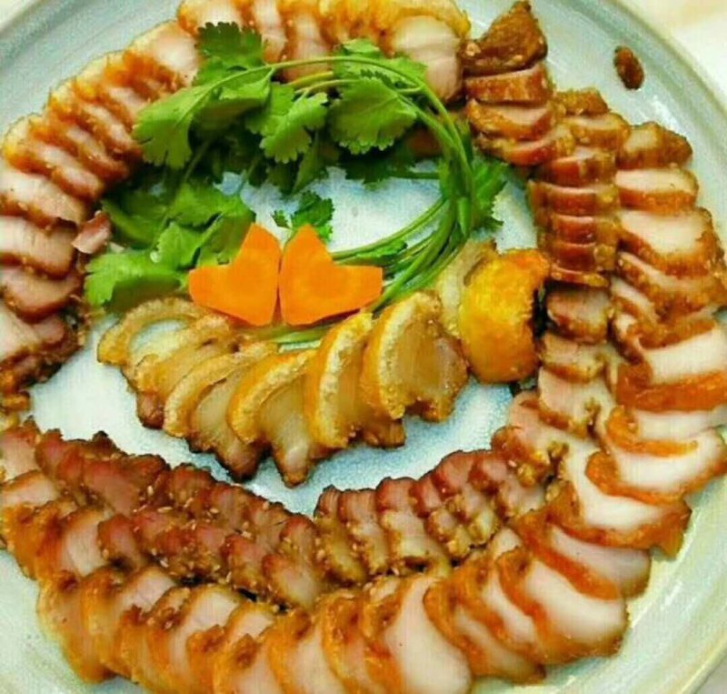 脆皮五花肉