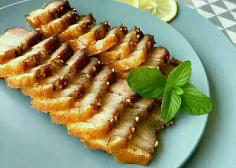 脆皮五花肉