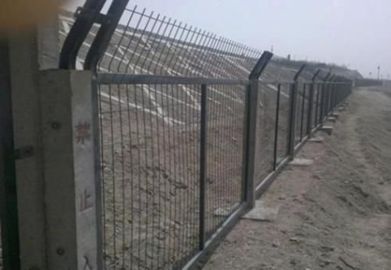 铁丝网