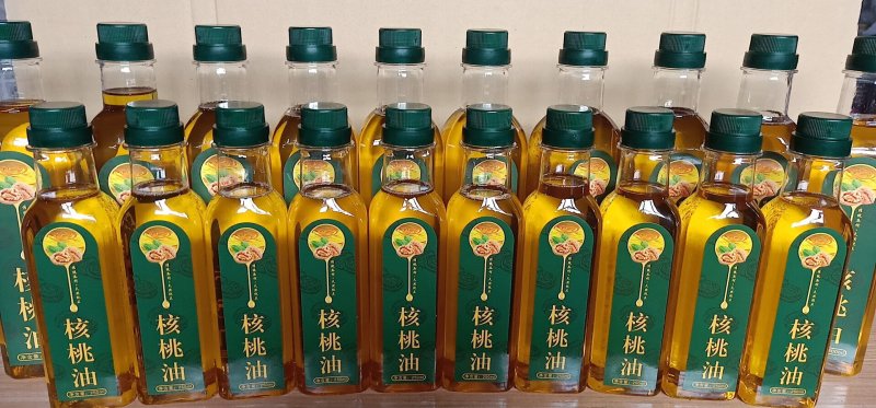 新疆核桃油低温冷榨营养易吸收