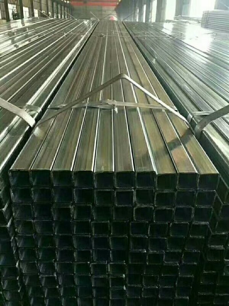 镀锌钢管镀锌带焊管热镀锌钢管，