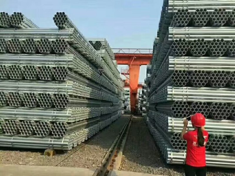 镀锌钢管镀锌带焊管热镀锌钢管，
