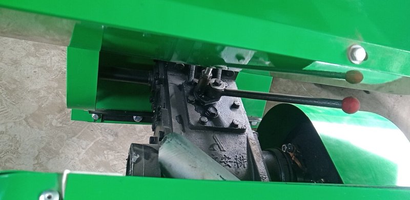 开沟施肥旋耕除草机35马力20500元5种功能