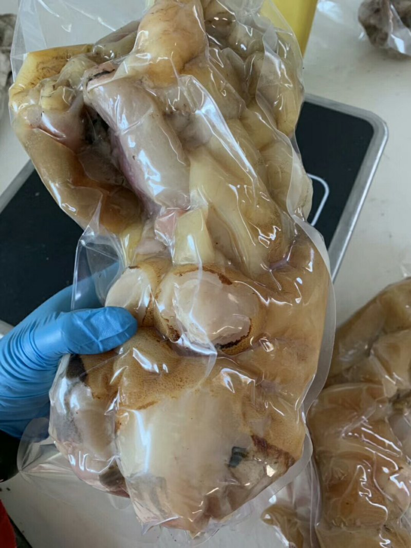全熟火烧牛蹄，生熟都有，