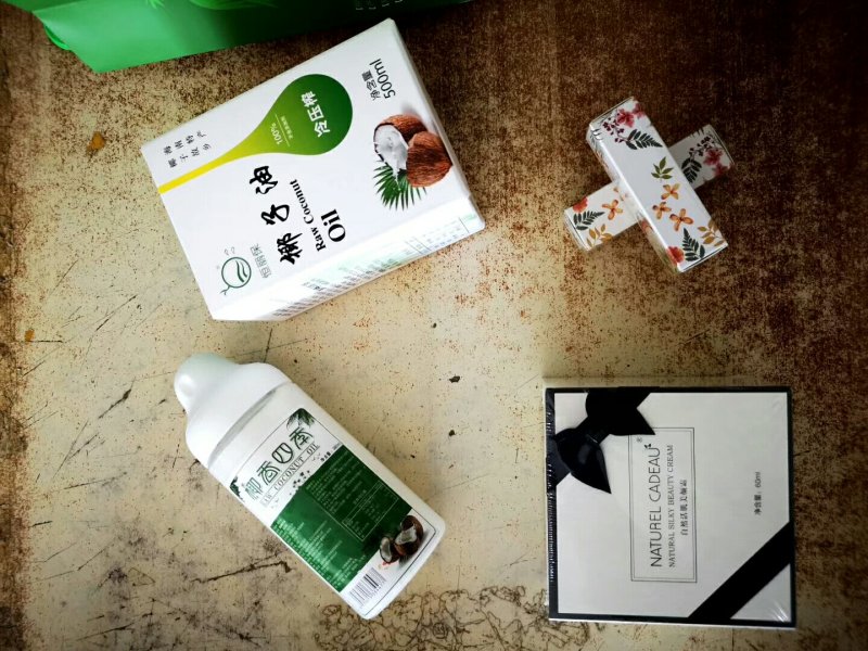380毫升冷榨椰子油护肤食用两不误