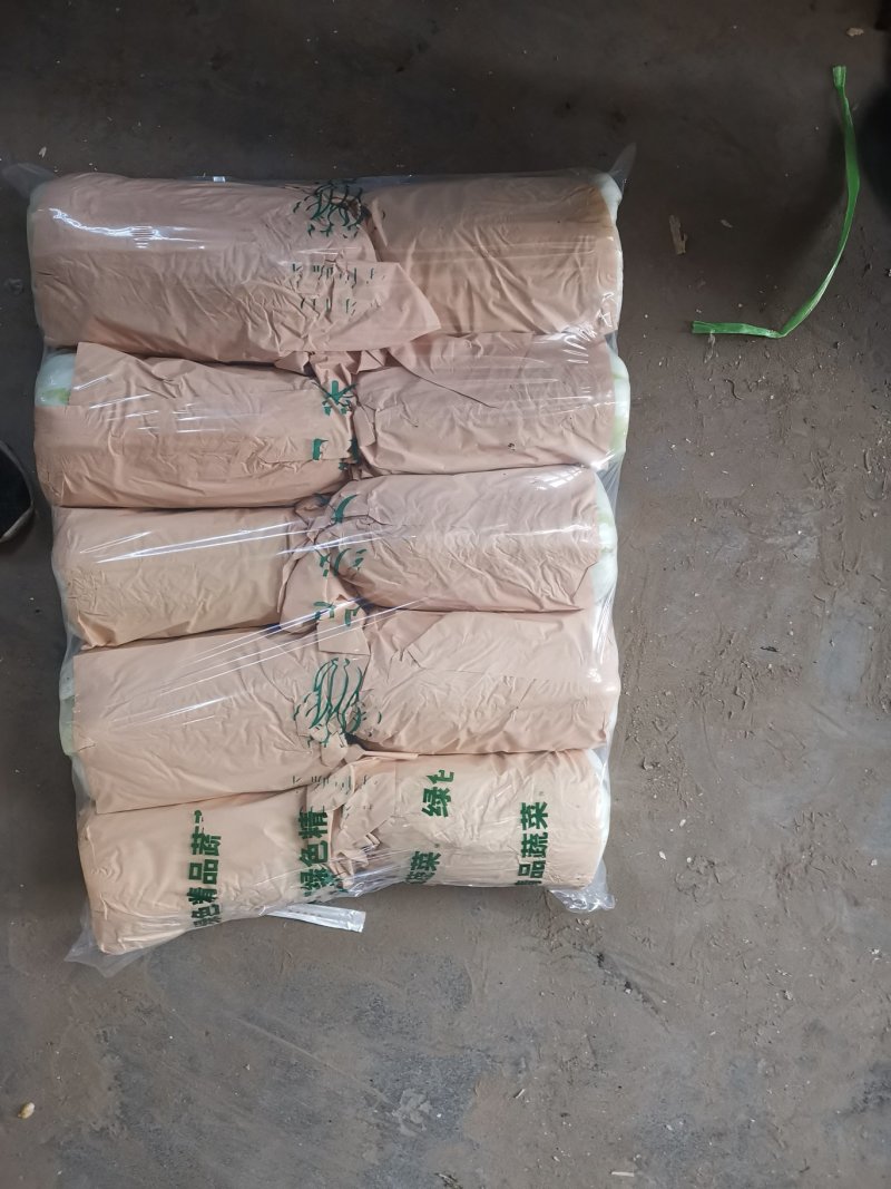 北京三号白菜大量供应中，各种包装各种标准