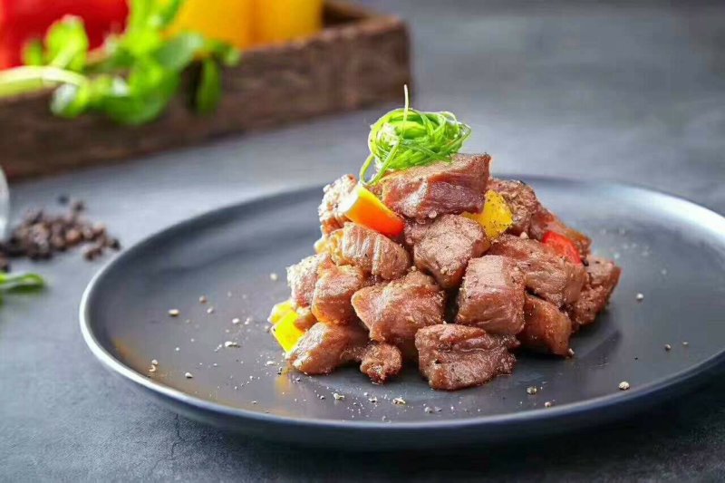 黑椒肉菲粒！肉仔粒，选优质鸭胸肉切块调理腌制