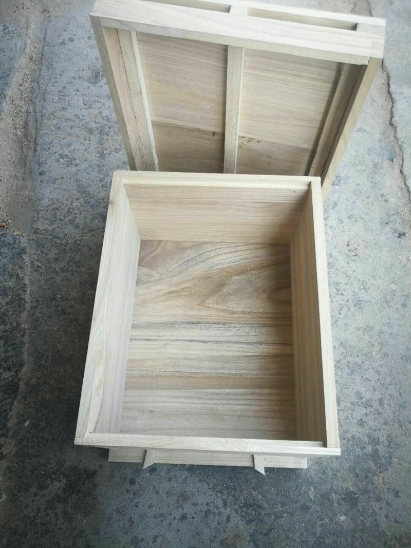 蜂箱平箱高箱，活框蜂箱养蜂工具。多个尺寸定做。