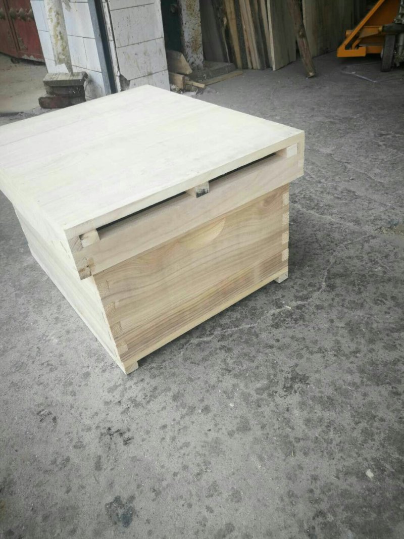 蜂箱平箱高箱，活框蜂箱养蜂工具。多个尺寸定做。