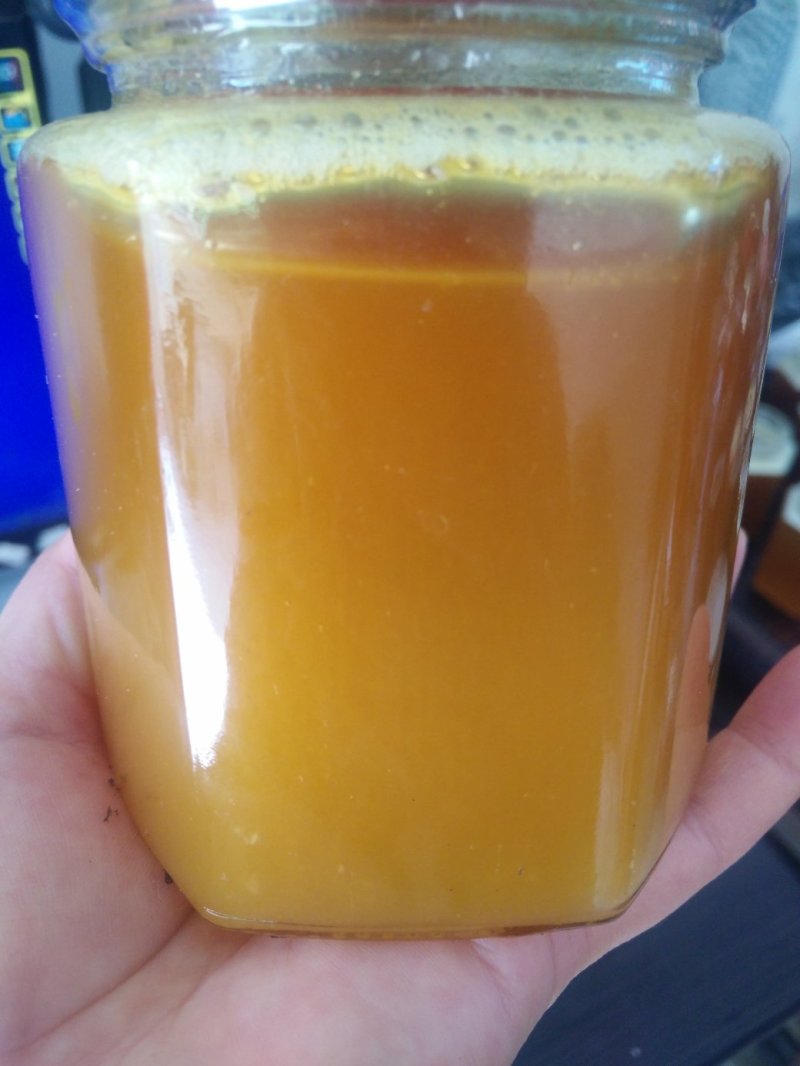 云南野生蜂蜜小挂蜜草蜂蜜的山蜂蜜