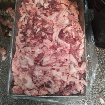 厂家直销冷链倒四六猪肉