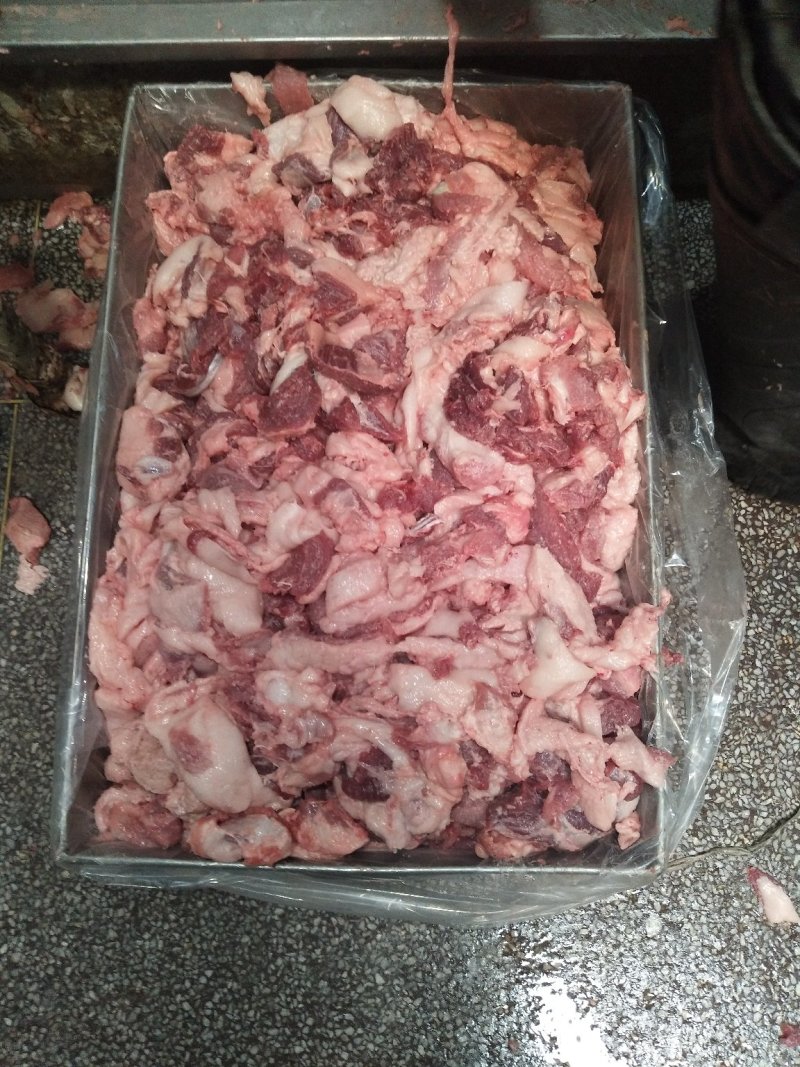 厂家直销冷链倒四六猪肉