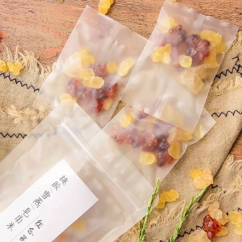 蜜胶羹桃胶皂角雪燕+蜂蜜