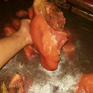 五香卤猪头肉