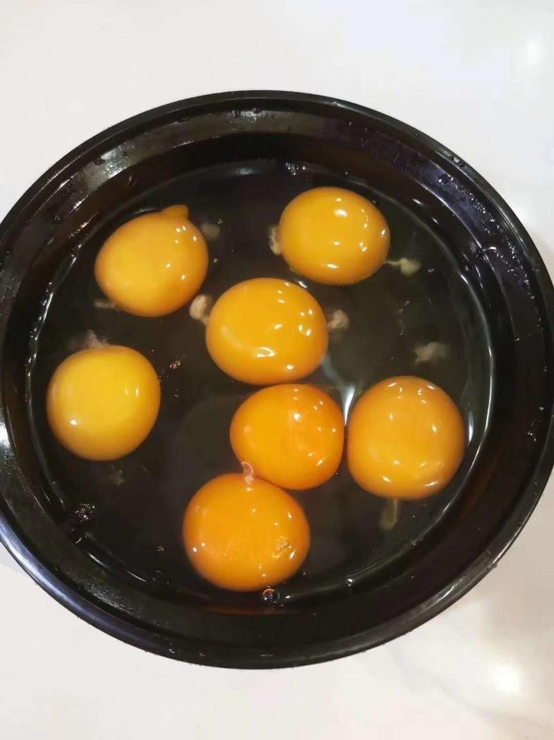 农村散养绿壳鸡蛋。