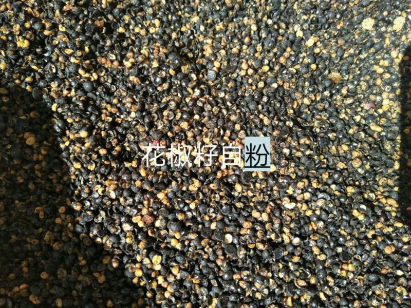 熟榨新疆棉籽饼，无杂，无水片状，养殖场或肥料的**