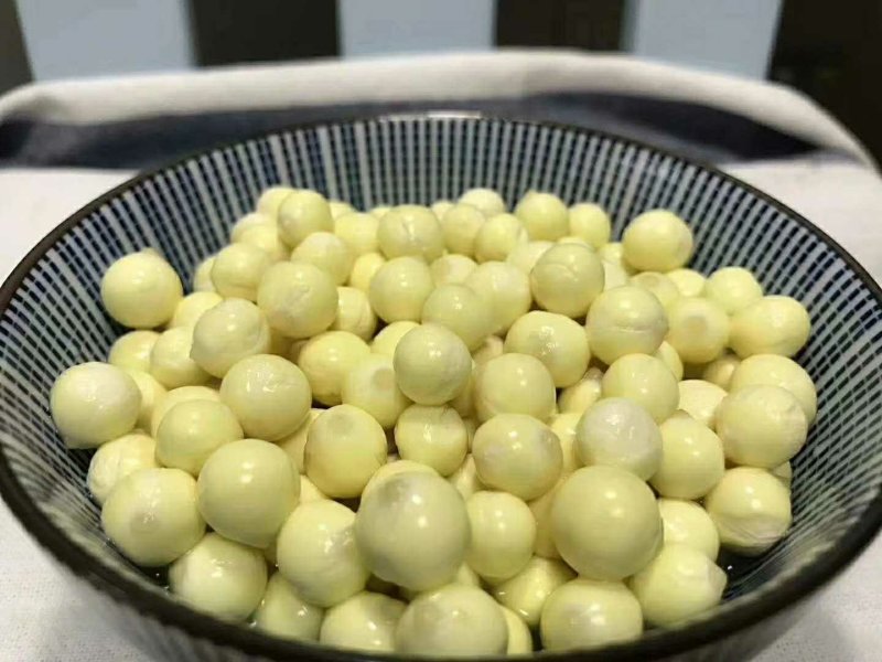 纯手工鲜芡实米