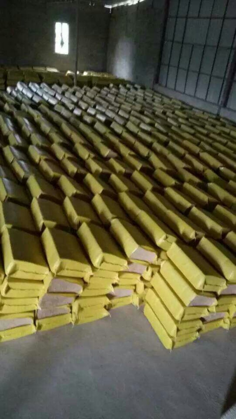 大量现货生产中散装稻壳压缩稻壳