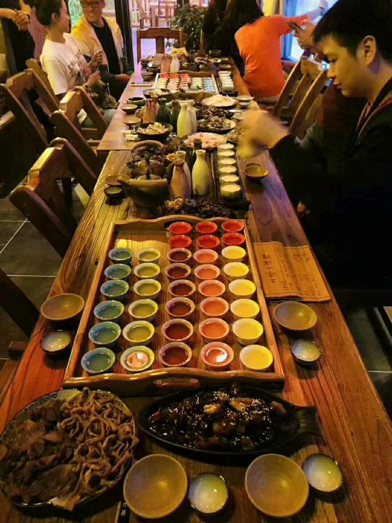 纯酿精品花果酒，无任何香精色素等添加剂