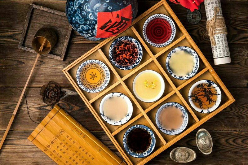 纯酿精品花果酒，无任何香精色素等添加剂