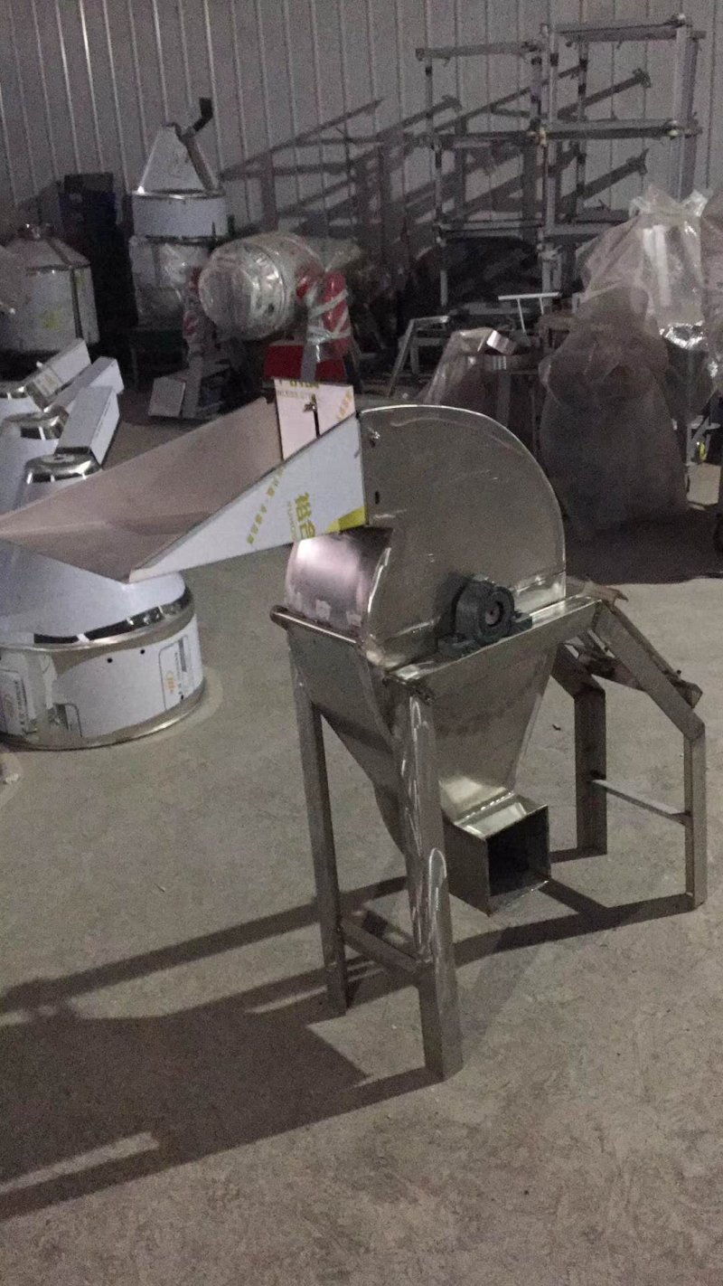 厂家直销不锈钢立式拌药机220V小型畜牧养殖饲料搅拌机