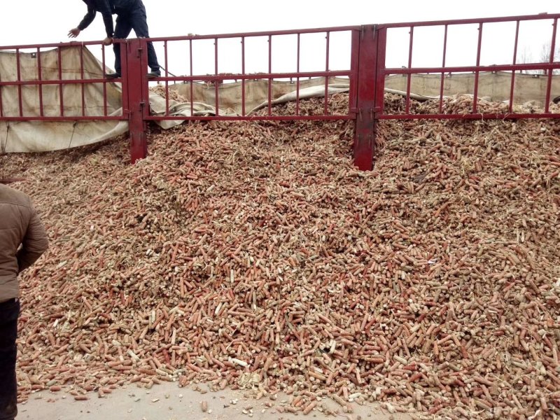 厂家常年大量出售优质玉米芯颗粒