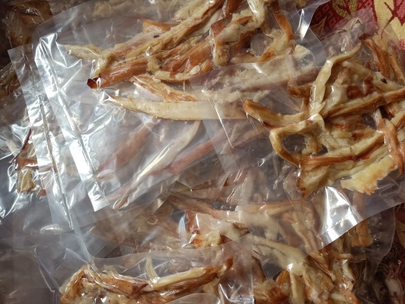 烘干无盐海米，鱿鱼丝，小黄花鱼，