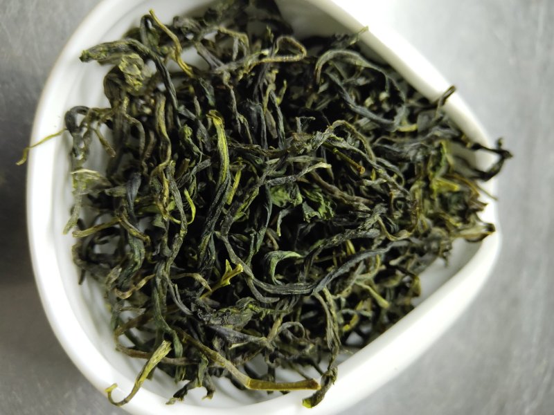 黄山毛峰特级揉捻