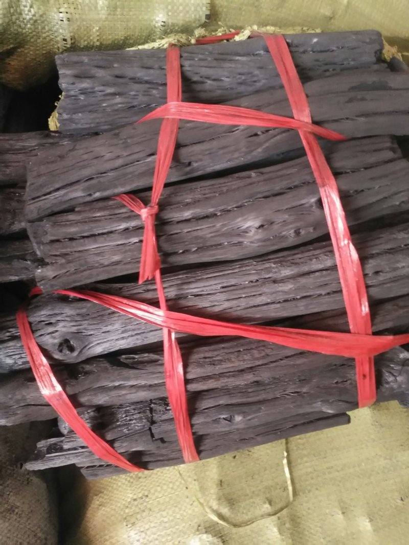 缅甸木炭烧烤炭工业炭栗木炭白炭