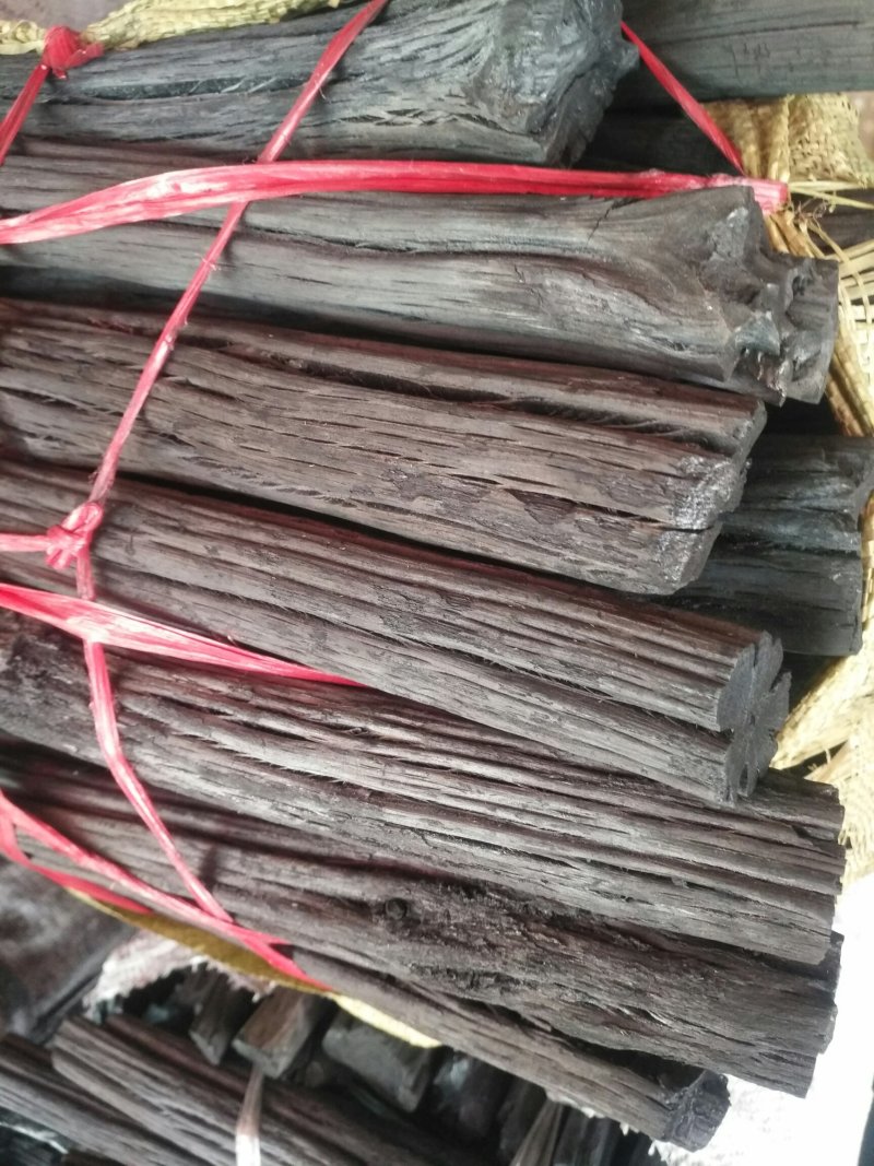 缅甸木炭烧烤炭工业炭栗木炭白炭