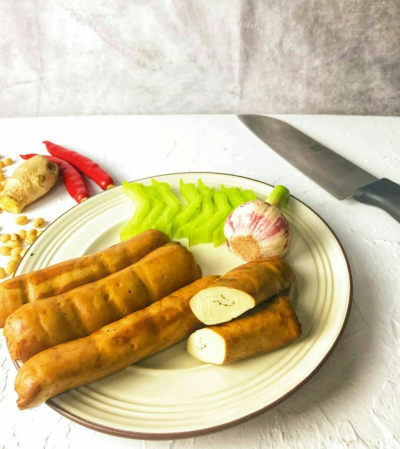 豆腐，千张，夹竹园火腿，香干子