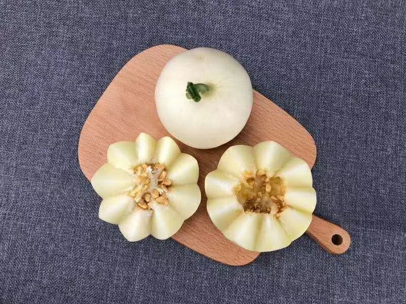 阎良甜瓜，五斤20.5元包邮，招代理
