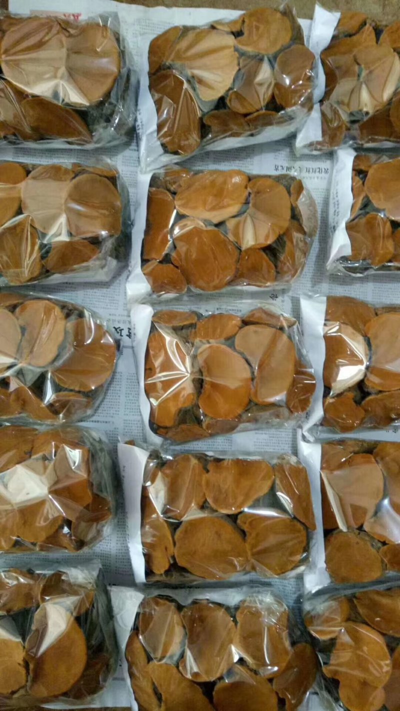 特别推荐，朝鲜桑黄，一盒一斤，一斤起包邮，量大价优