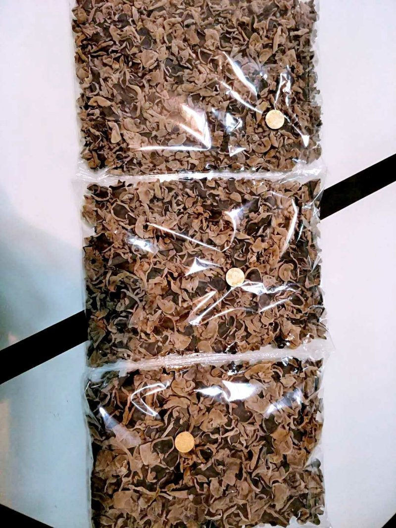 特级黑木耳