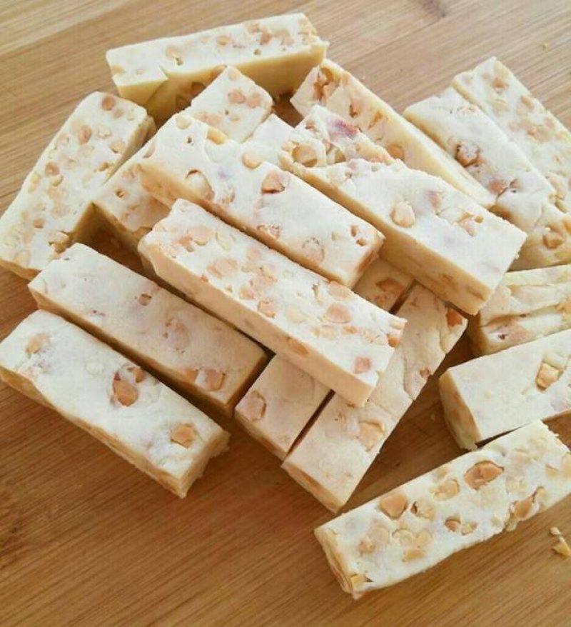 原味蔓越莓坚果牛轧糖