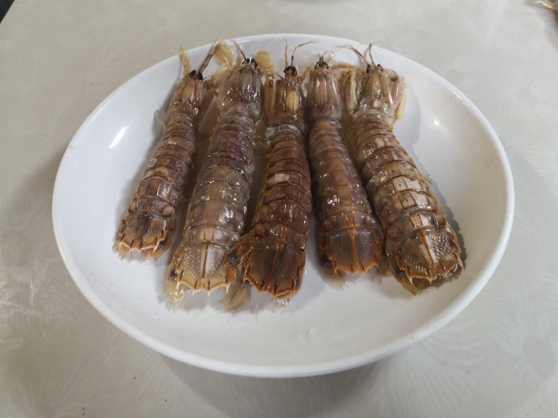 皮皮虾满黄大母虾婆中母大量供应，质量杠杠，公货联系客服