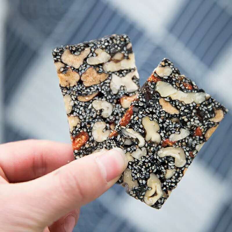 黑芝麻花生养生益智糕酒吧零食茶点