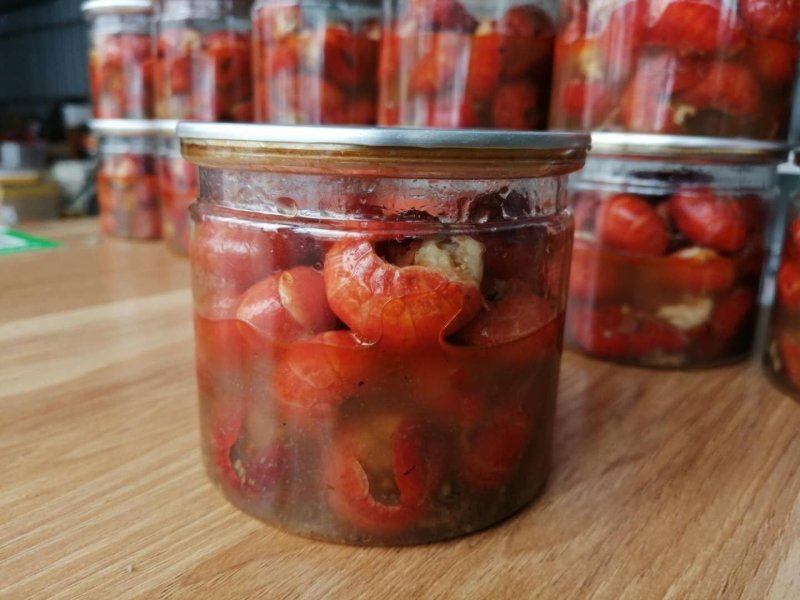 香辣龙虾尾海鲜零食麻辣小龙虾尾即食罐装香辣味虾球250克
