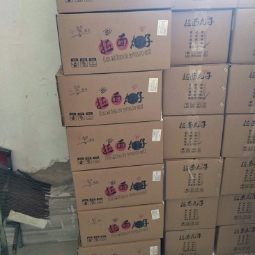 休闲小食品，拉面丸子